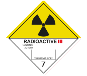 IATA 7.3 Radioaktive Stoffe Klasse III, 100mm x 100mm, 1000 Etiketten, Hülse 76mm